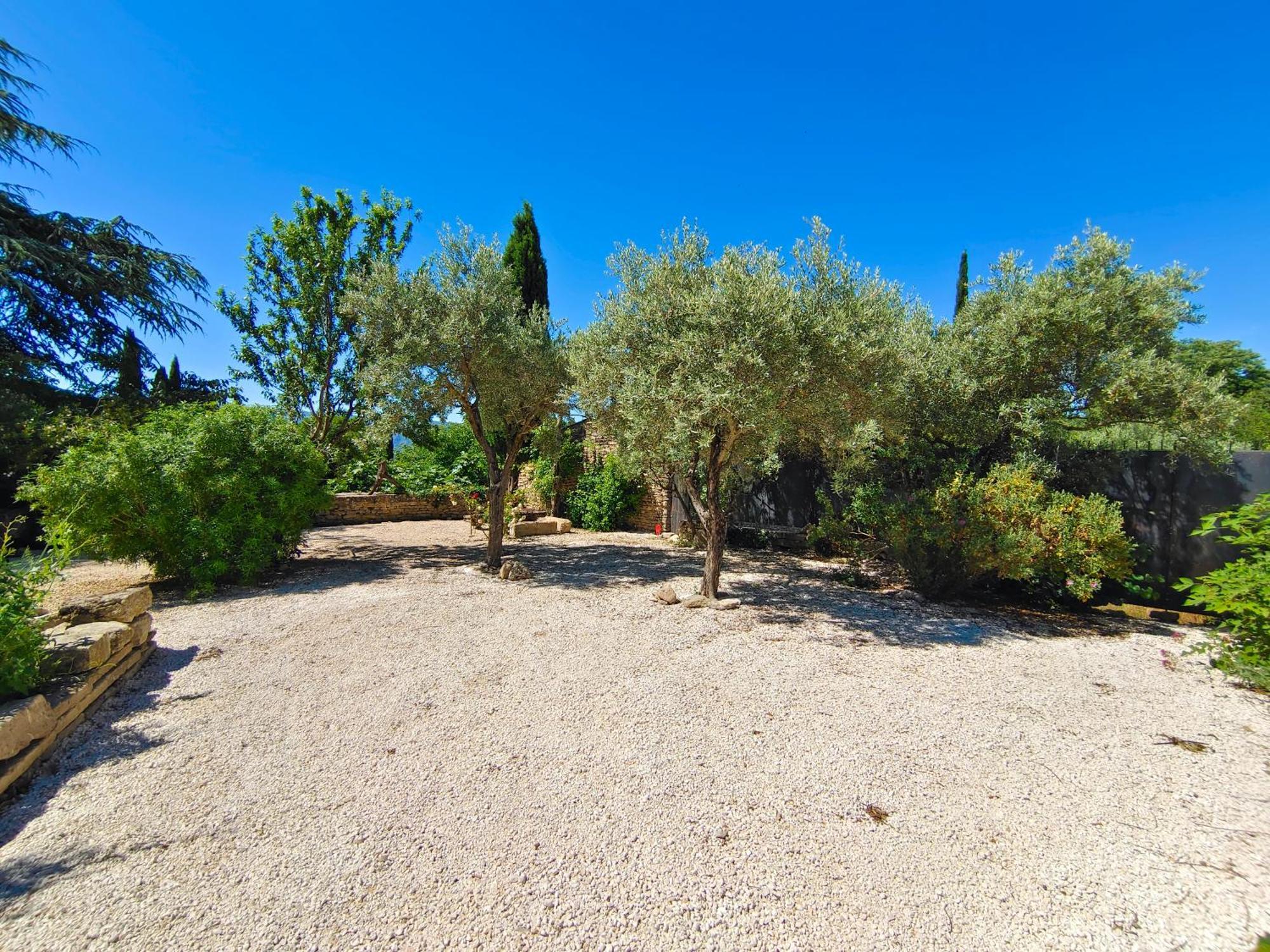Bed and Breakfast Rue Du Chateau A Cabrieres D'Avignon Екстер'єр фото