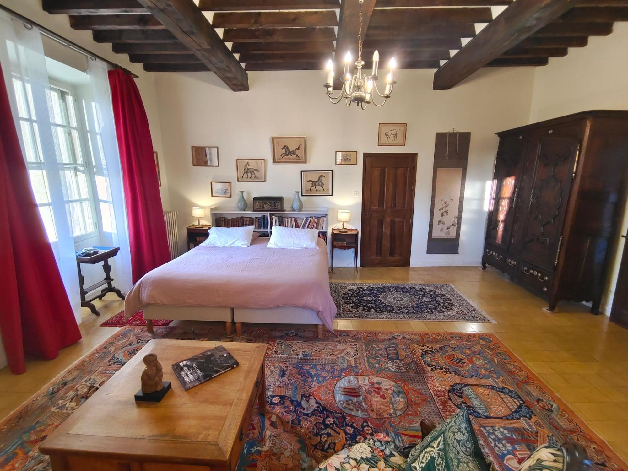 Bed and Breakfast Rue Du Chateau A Cabrieres D'Avignon Екстер'єр фото