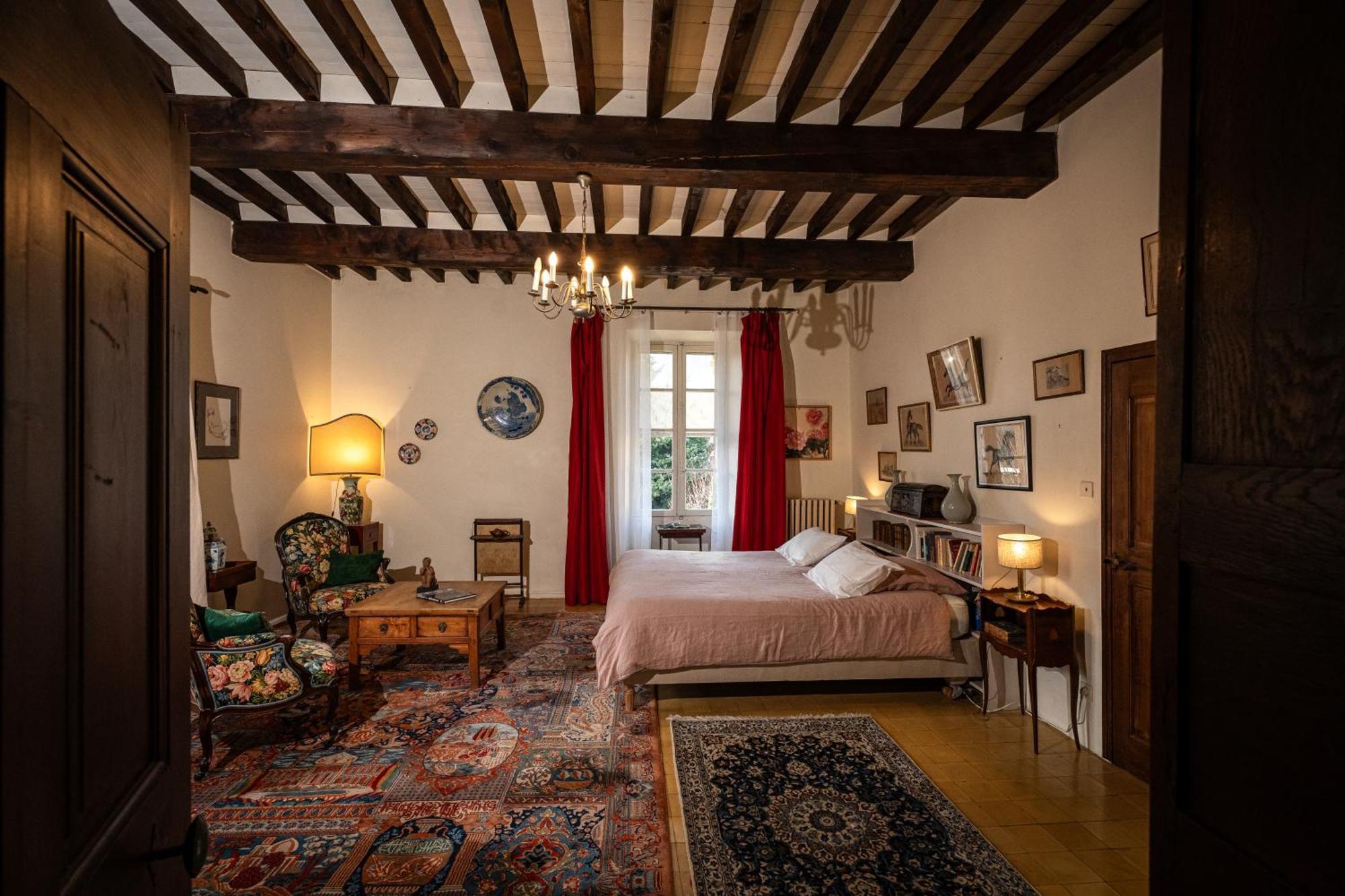 Bed and Breakfast Rue Du Chateau A Cabrieres D'Avignon Екстер'єр фото